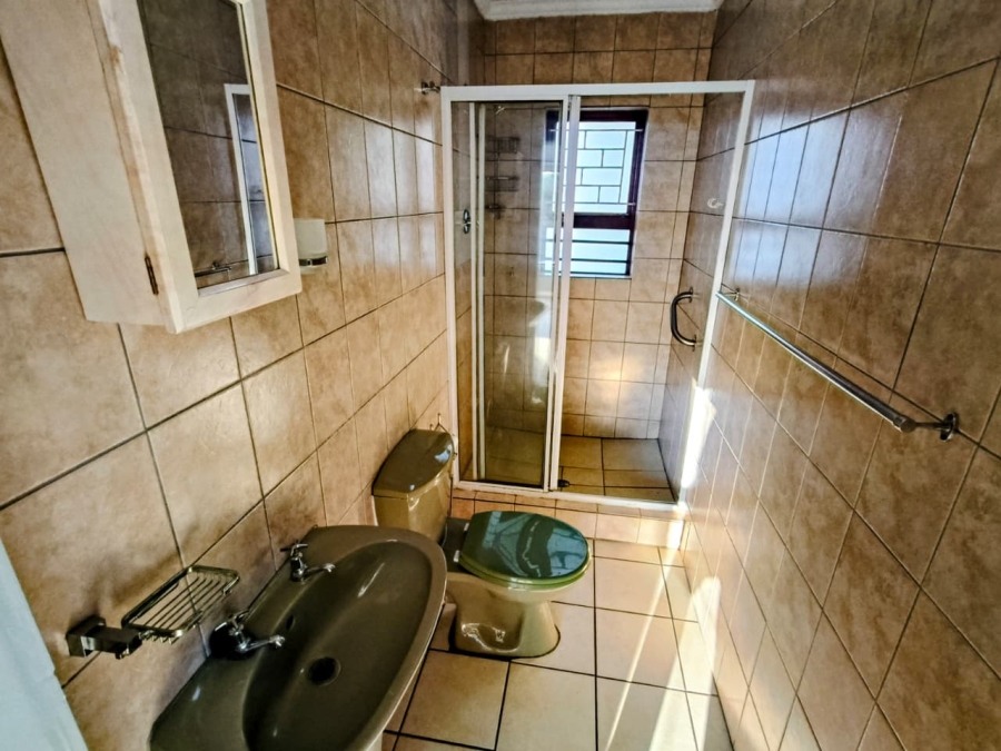 3 Bedroom Property for Sale in Wavecrest Eastern Cape